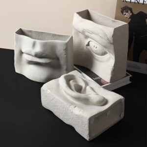 Vases of Three Senses